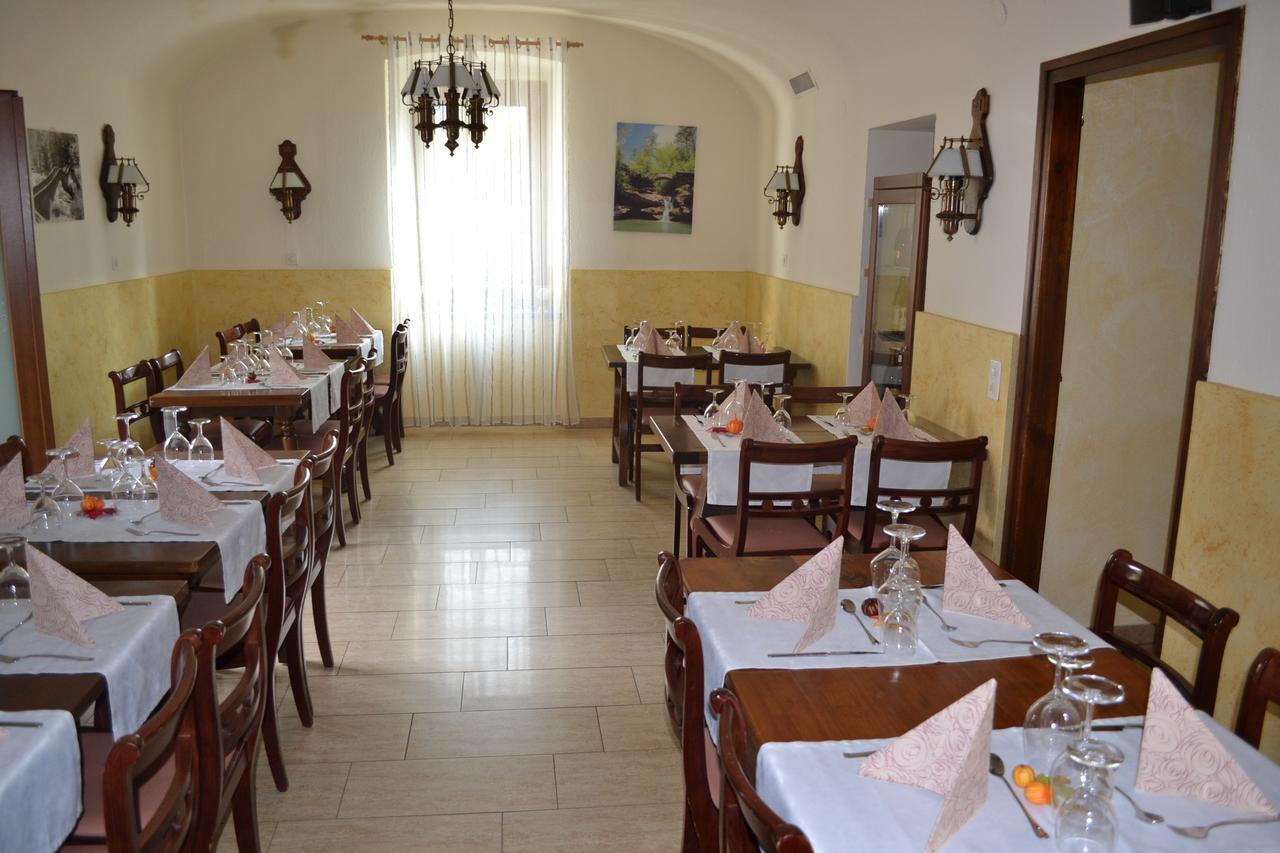 Ristorante Del Ponte Cugnasco Exterior foto