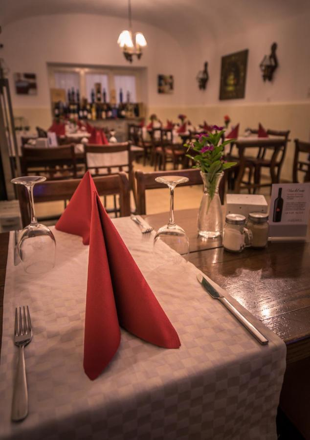 Ristorante Del Ponte Cugnasco Exterior foto